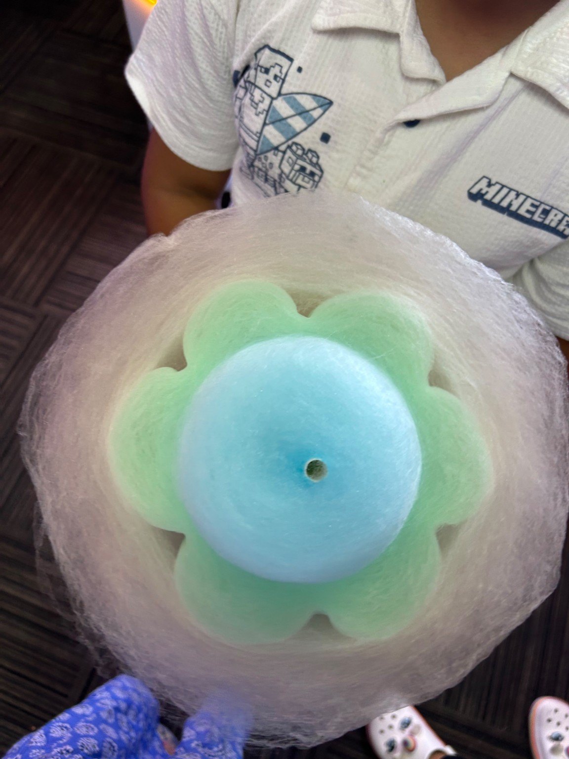 Flower shaped cotton candy